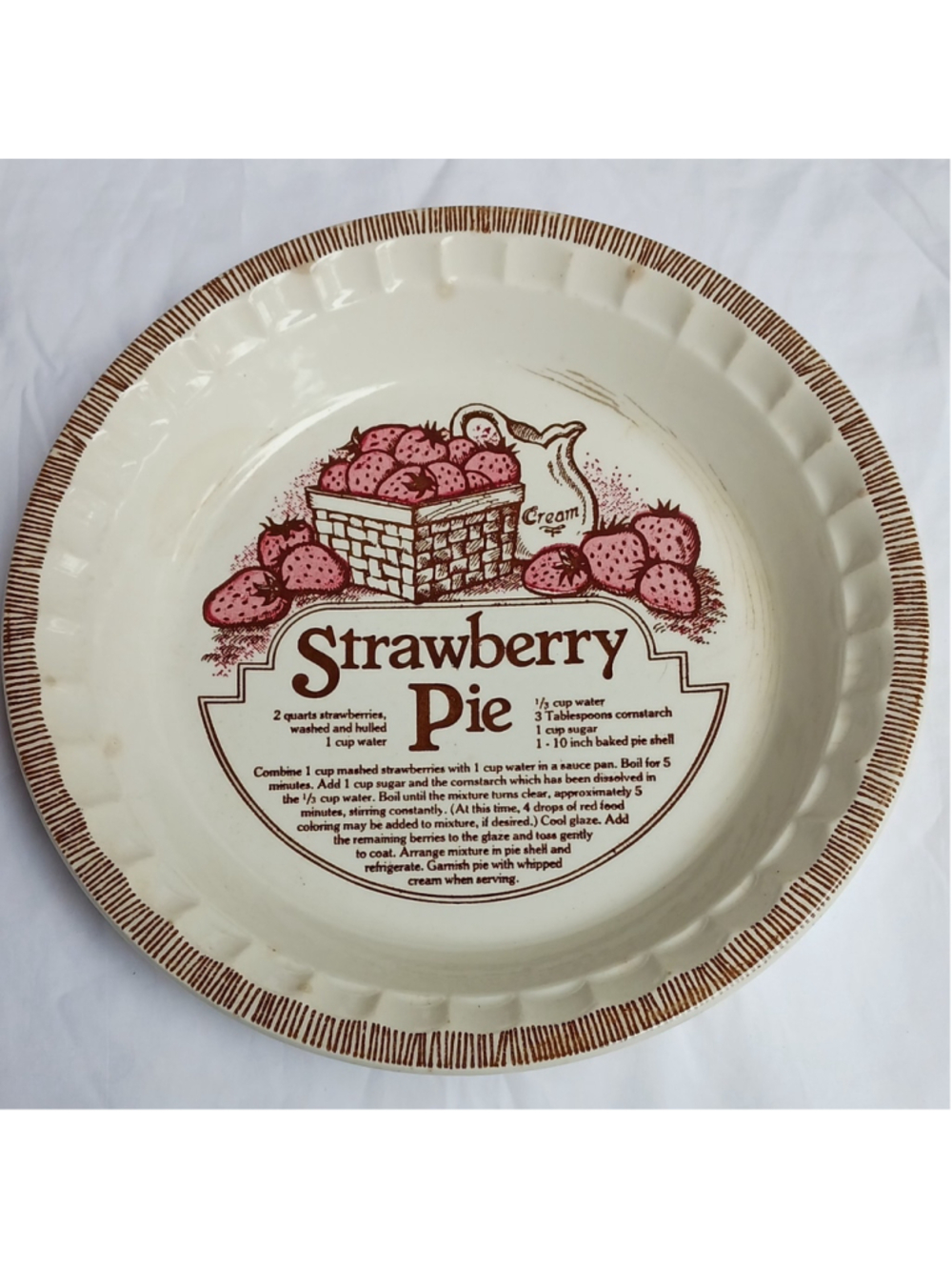 VTG Royal China Jeannette Strawberry Pie Recipe Ceramic Pie Dish 10" Round